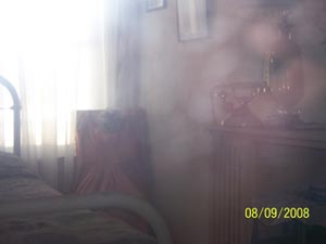 Oatman Hotel ghost picture
